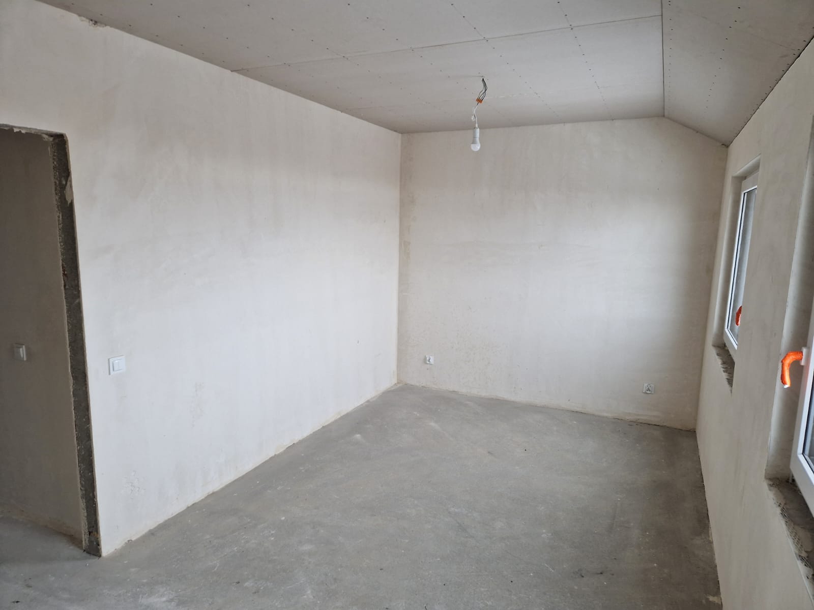 Gotowy bliźniak na sprzedaż