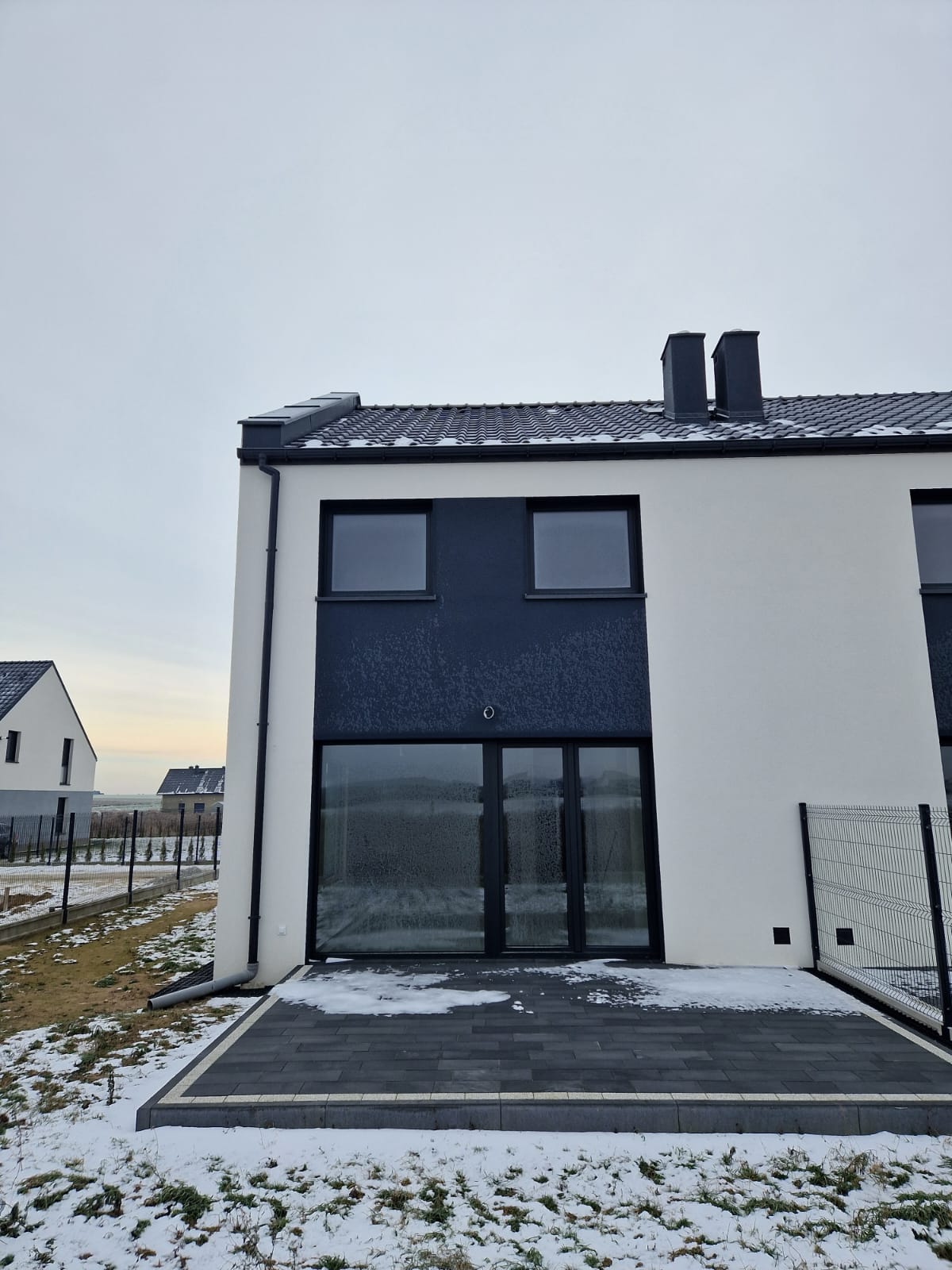 Gotowy bliźniak na sprzedaż